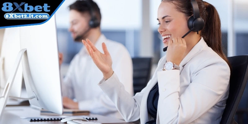 Liên hệ bộ phận hỗ trợ hướng dẫn tài khoản bị khóa 8xbet